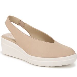 Naturalizer Slingback Leather Wedge Size 9.5 Wide NEW